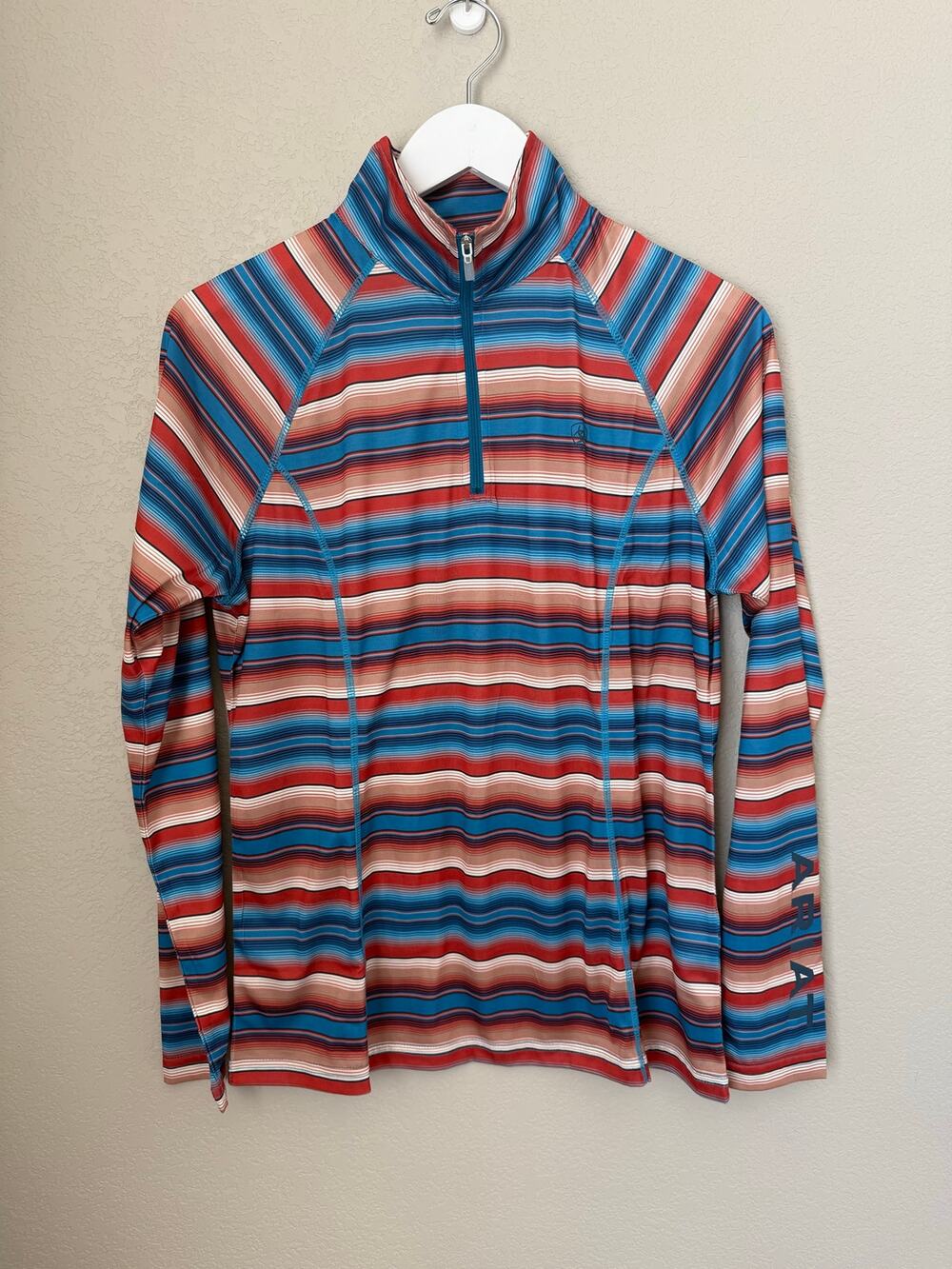 AriatTEK Women’s Large 1/4 Zip Baselayer Top Serape Stripe Southwestern Long
